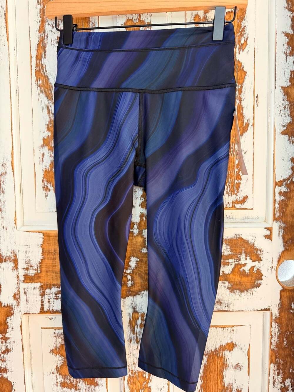 Athleta Women’s Accelerate Crop Leggings Size XS Geode Blue Black Activewear